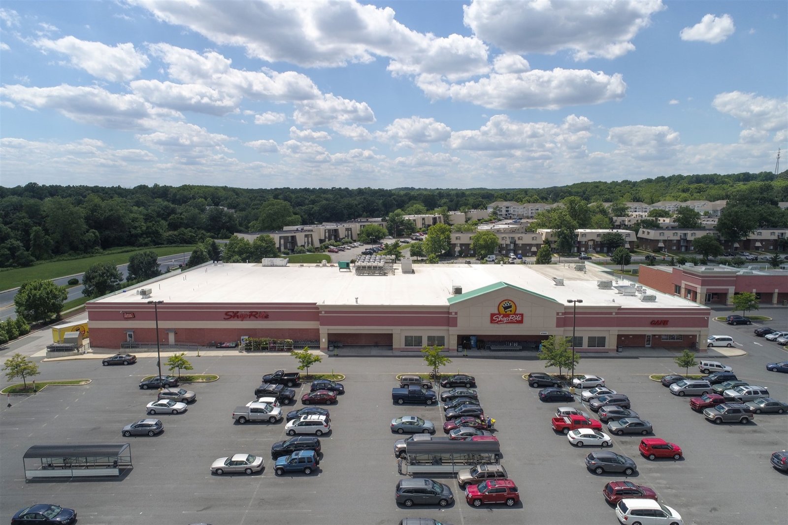 Four Seasons Plaza — Plaza Drive Glasgow, DE