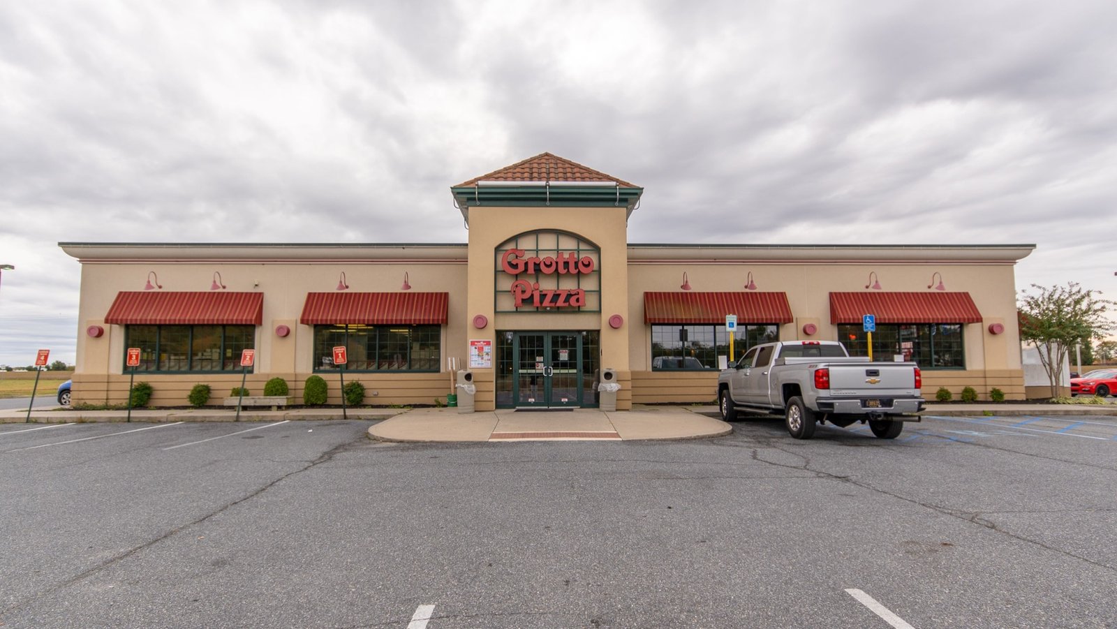 Grotto Pizza, Millsboro, Delaware